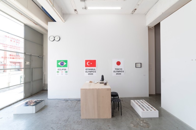 Installation view, Satoshi HASHIMOTO :  The World’s Three Major Round Things: the Sun, the Moon, the Eye